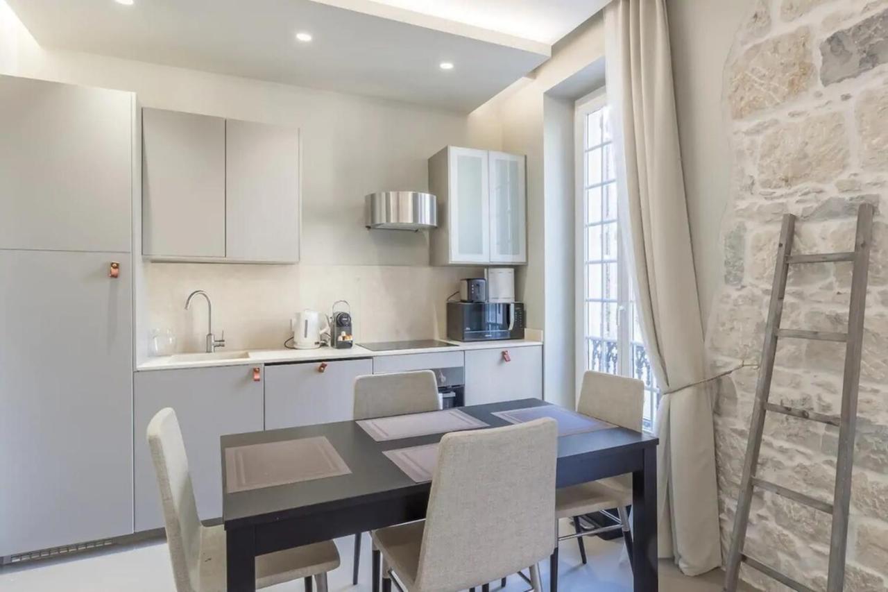 Private Apartment Located In The "Carre D'Or Nice" Dış mekan fotoğraf